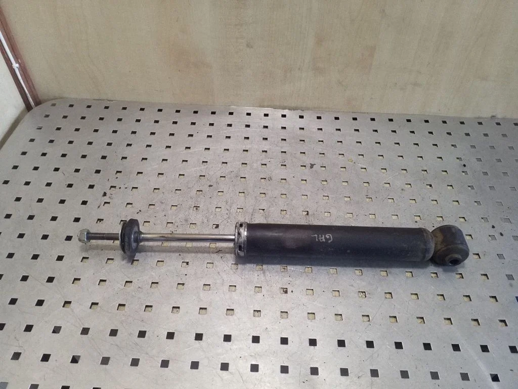 Rear shock absorber/damper 4162A050