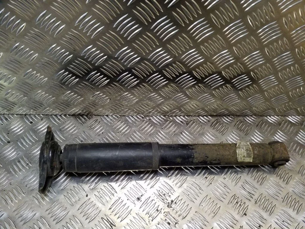Rear shock absorber/damper