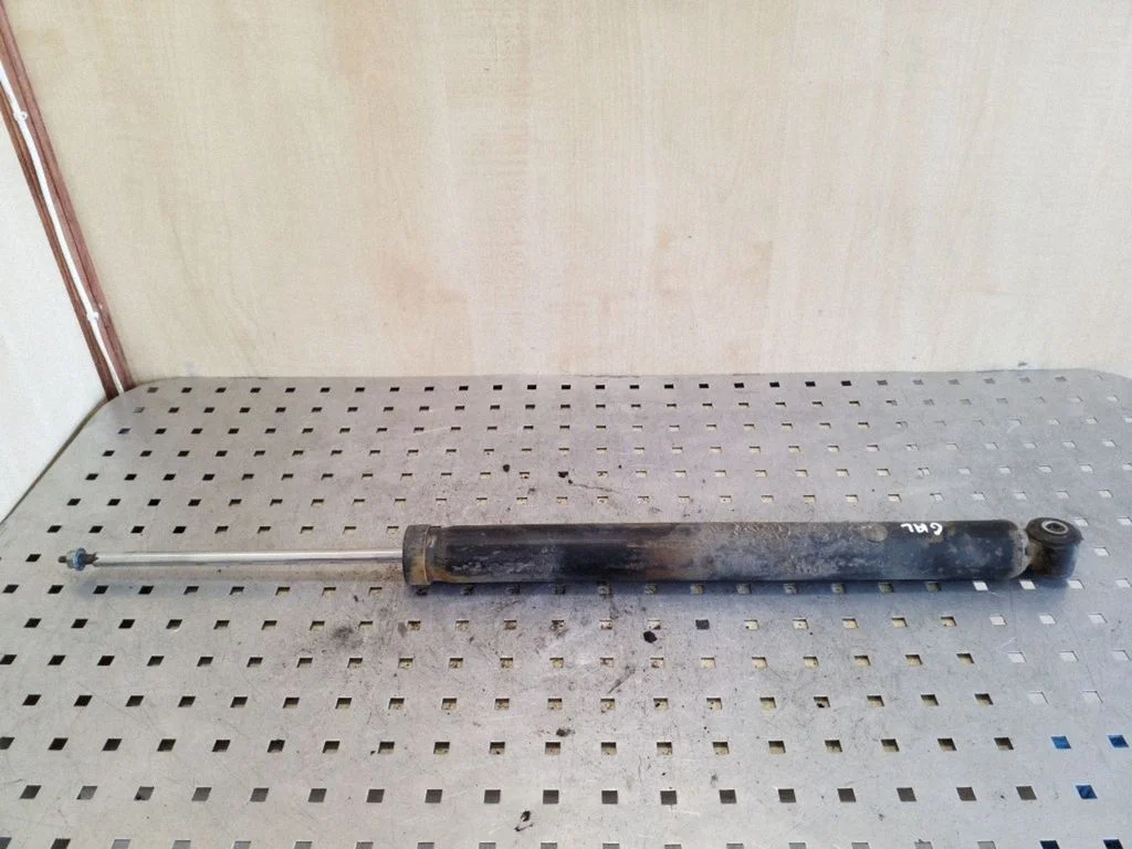 Rear shock absorber/damper – Volvo V50 (2008-2012)