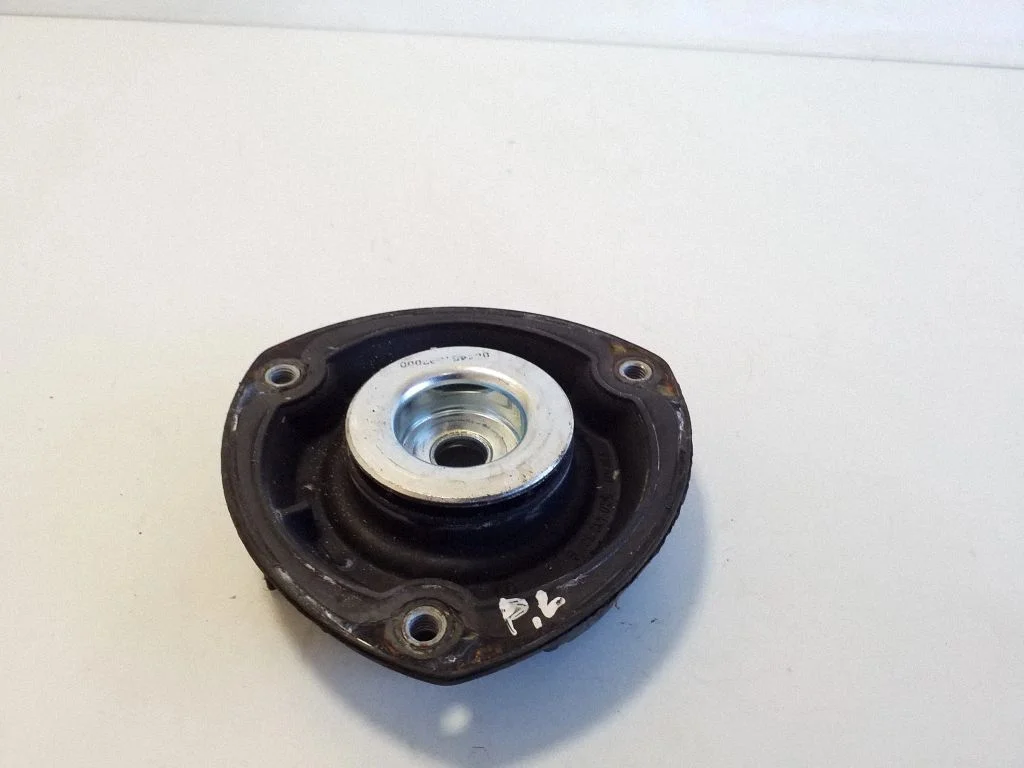 Front coil spring rubber mount 5Q0412331E