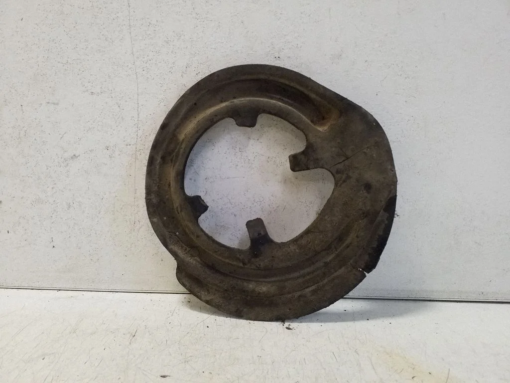 Front coil spring rubber mount 4815812040
