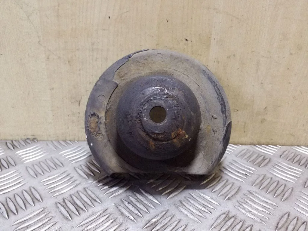 Front coil spring rubber mount 8200904006