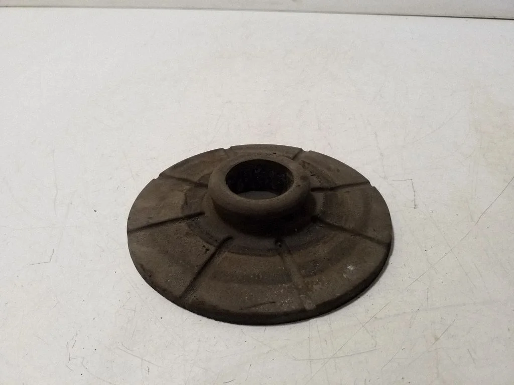 Rear coil spring rubber mount 90538496