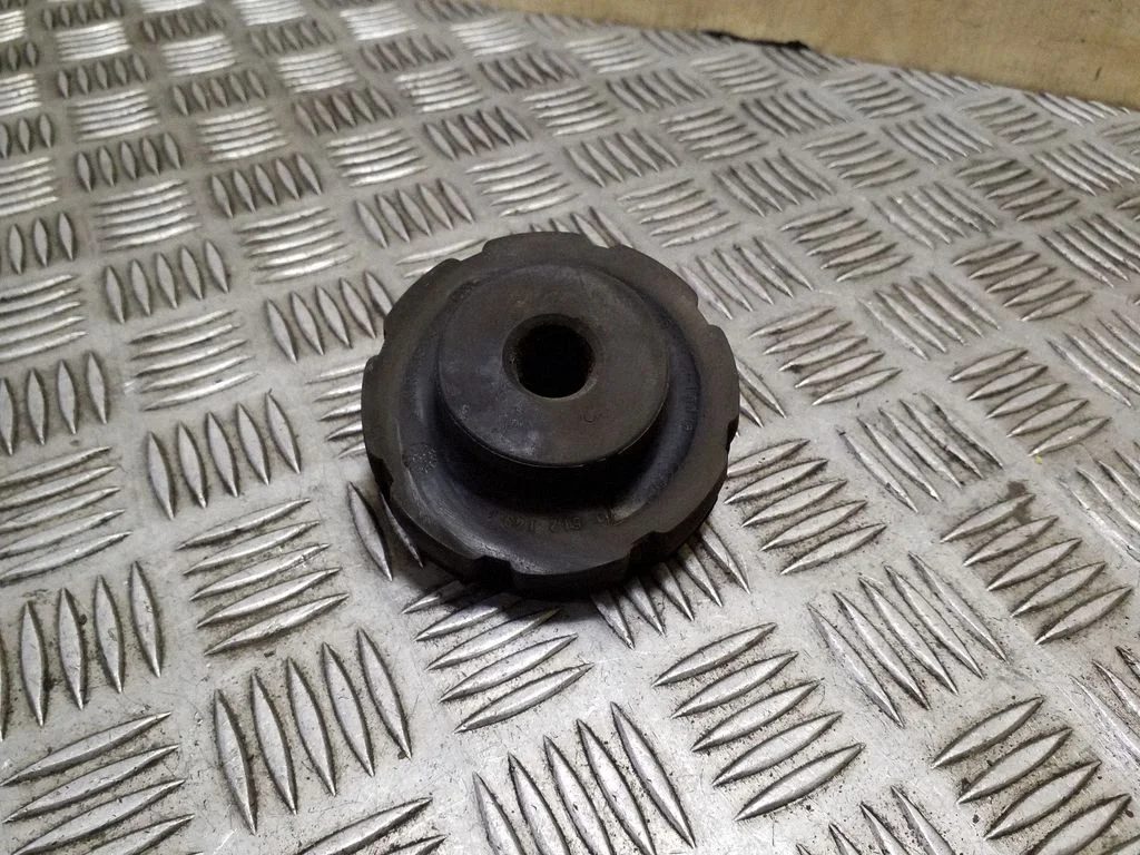 Rear coil spring rubber mount 8K0512149B