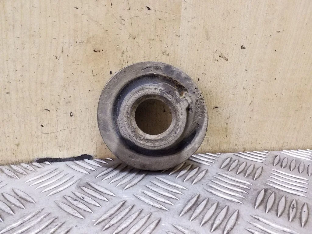 Rear coil spring rubber mount 1K0512297D