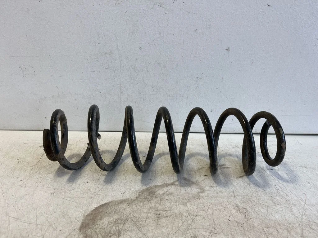 Rear coil spring – Audi SQ2 GA (2017-)