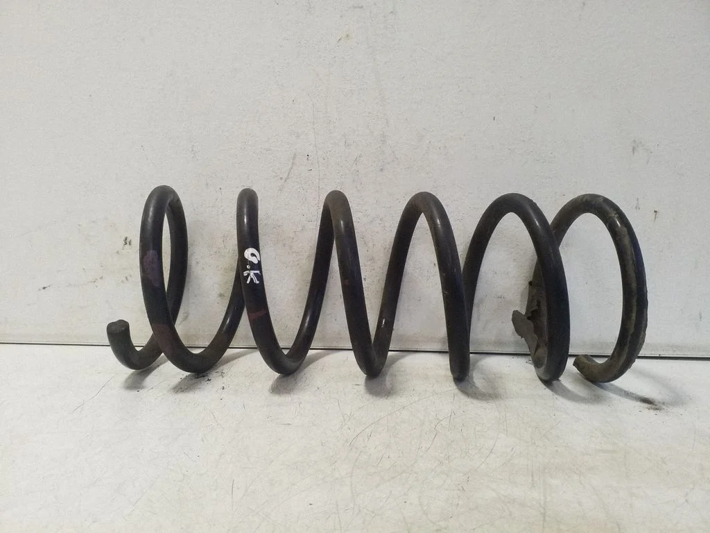 Aizmugurējā spirālatspere