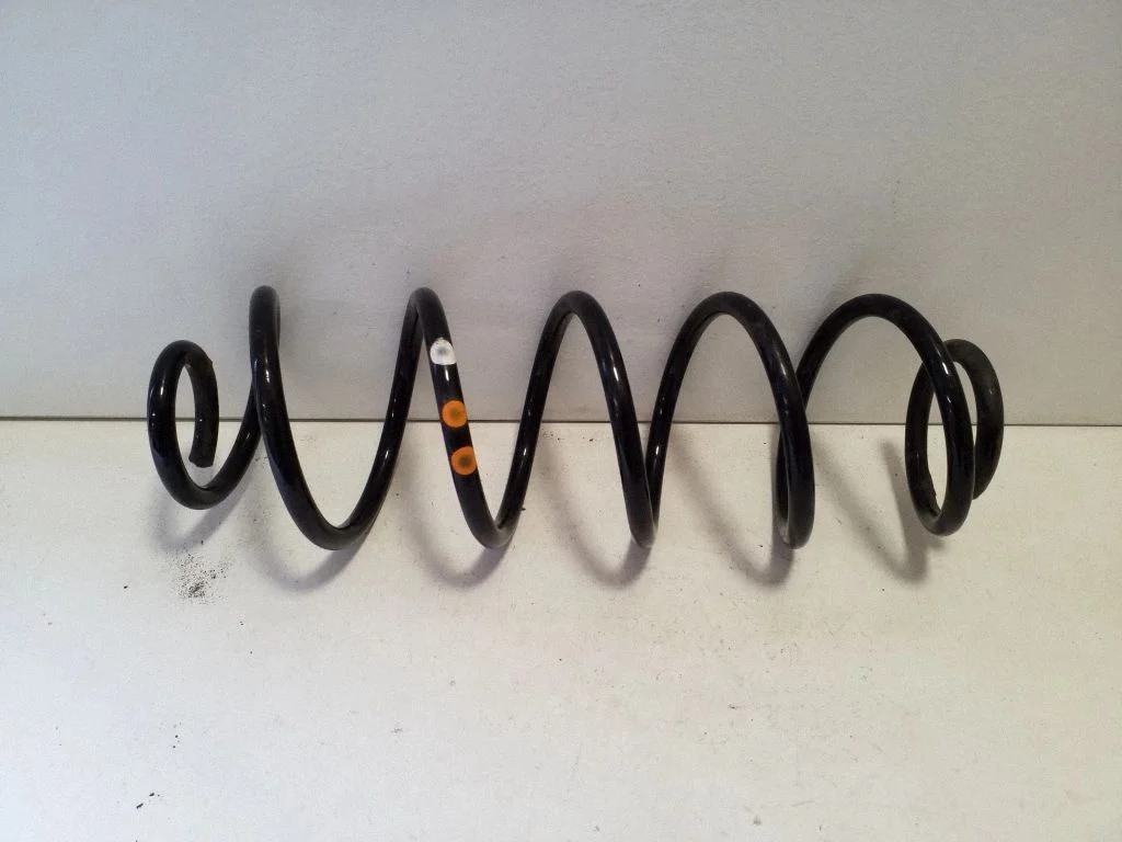 Rear coil spring – Citroen C4 Grand Picasso (2013-2018)