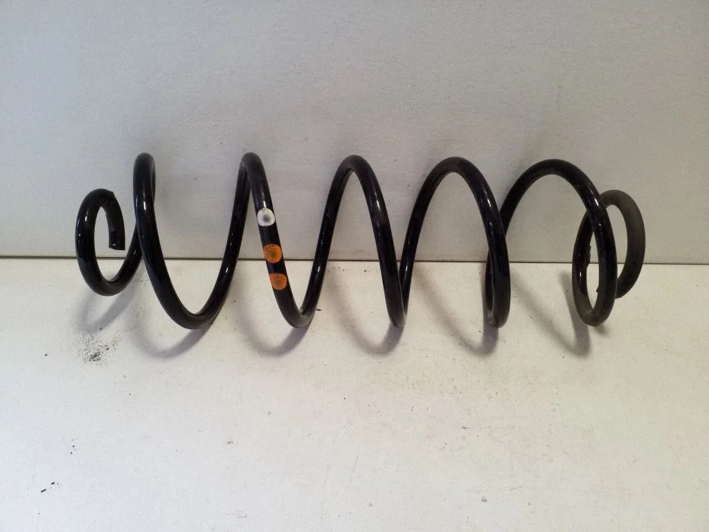 Rear coil spring – Citroen C4 Grand Picasso (2013-2018)