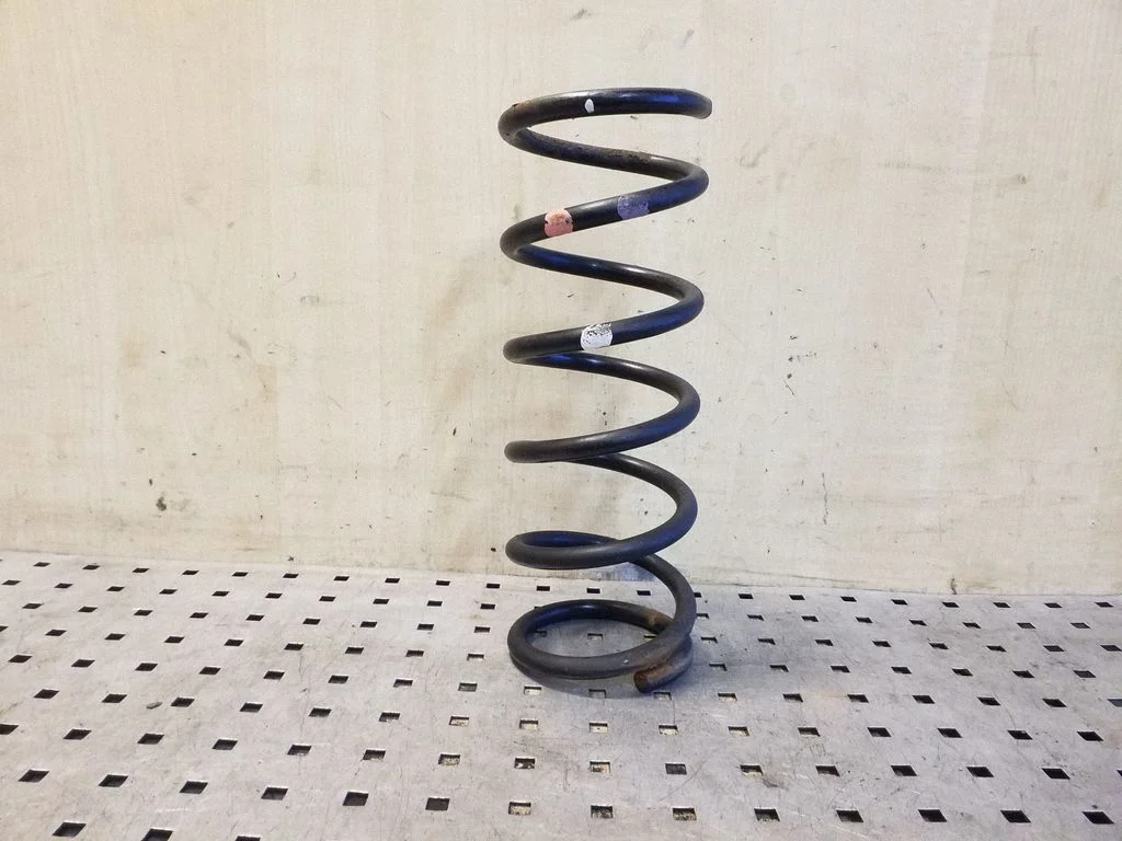 Rear coil spring – Subaru Outback (2009-2014), right