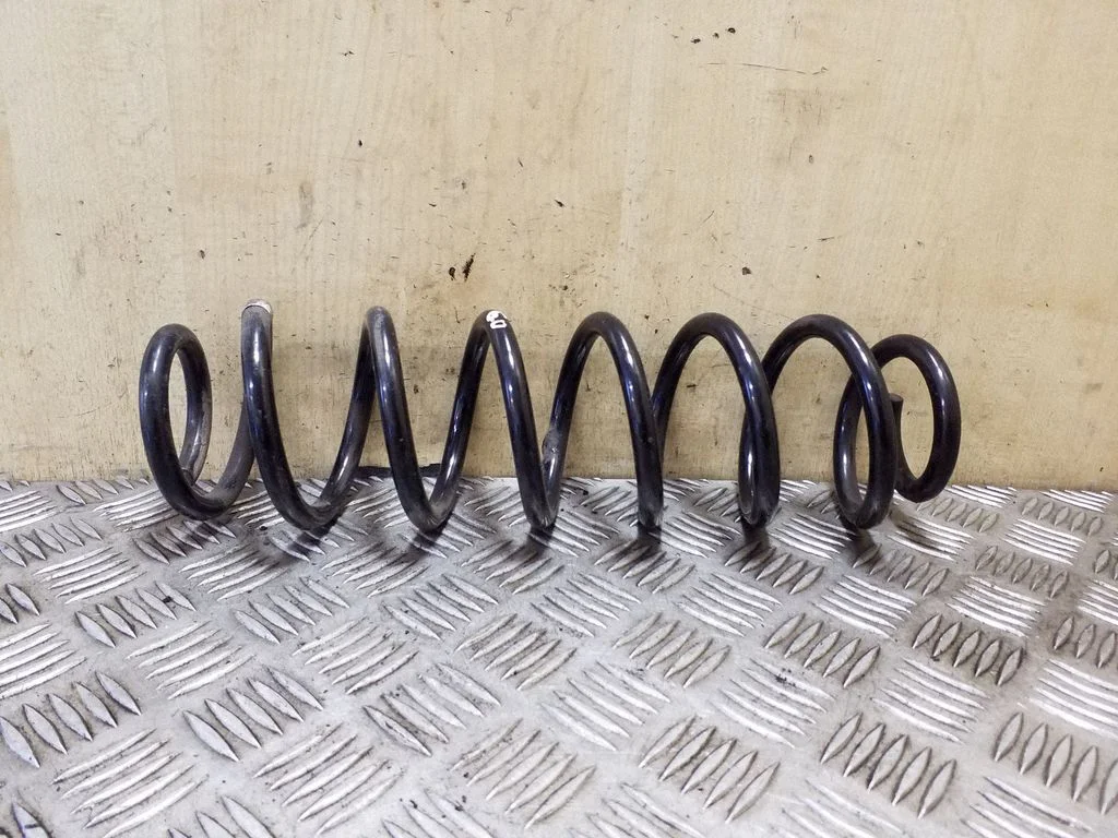 Rear coil spring 3Q0511115AH