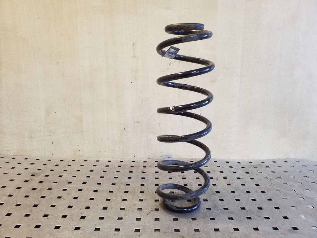 Rear coil spring 5Q0511121