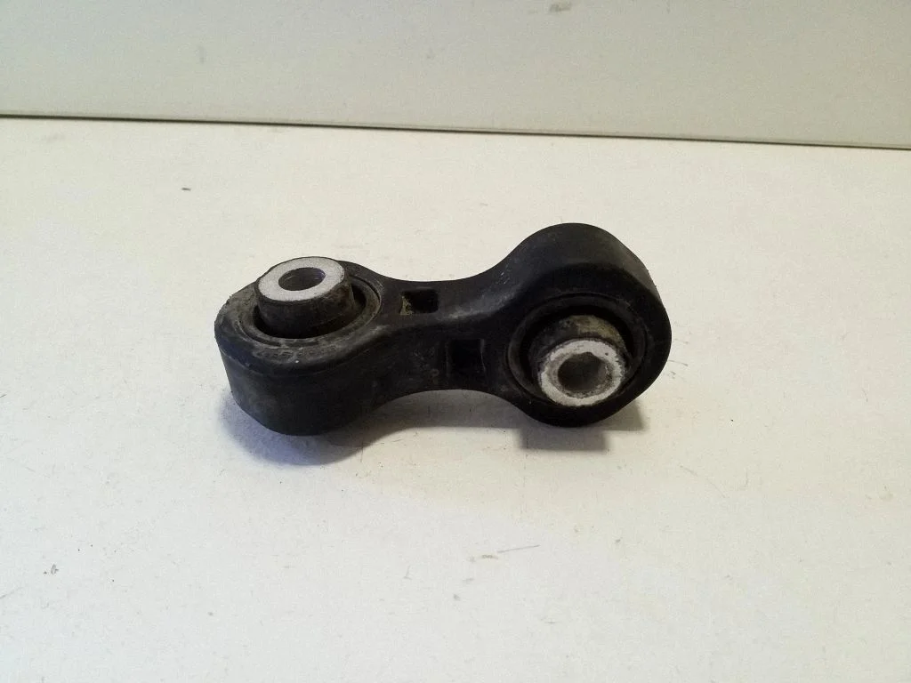 Aizmugurējā stabilizatora stienis 8K0505465G