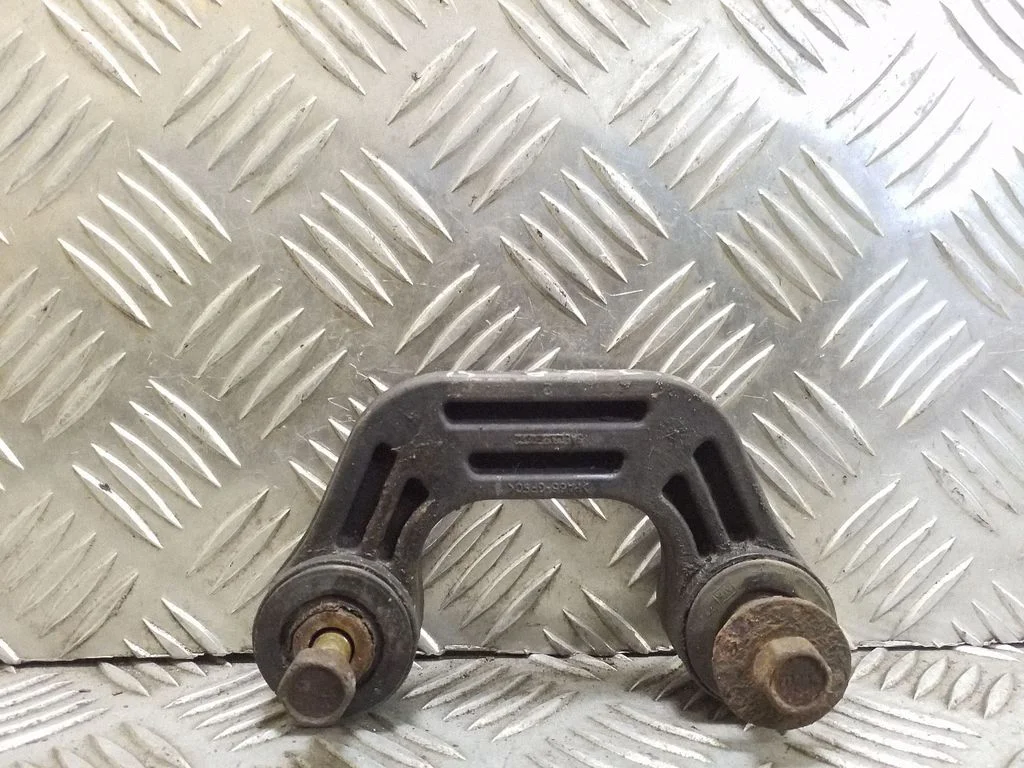 Rear anti-roll bar/stabilizer link – right