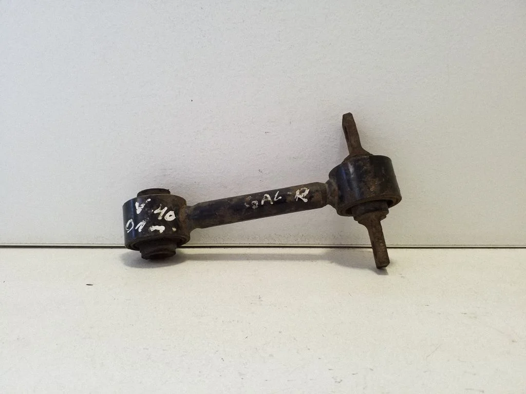 Tagumine stabilisaatori varras – Volvo S40, V40 (1995-2004)