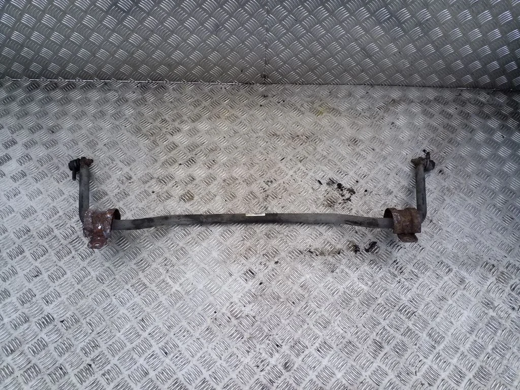 Tagumine stabilisaator 6777322