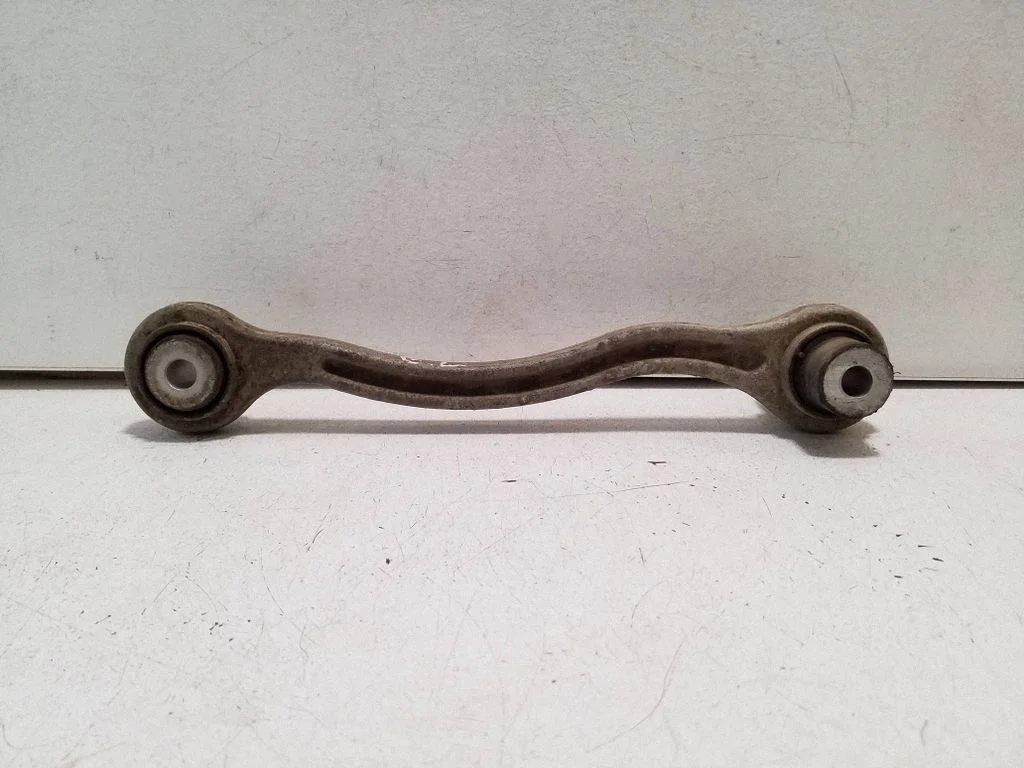 Rear control arm – Mercedes-Benz EQC (2019-)