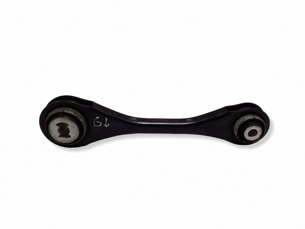 Rear control arm – BMW i4 (2021-)