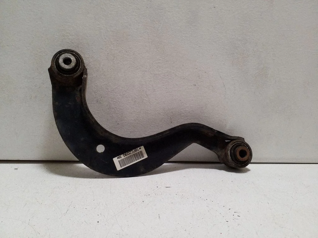 Tagumine õõtshoob 1K0505323N