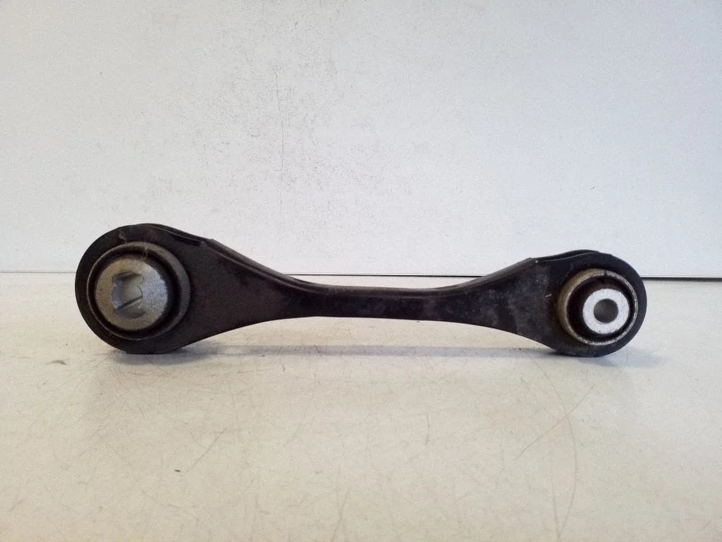 Rear control arm 6878632