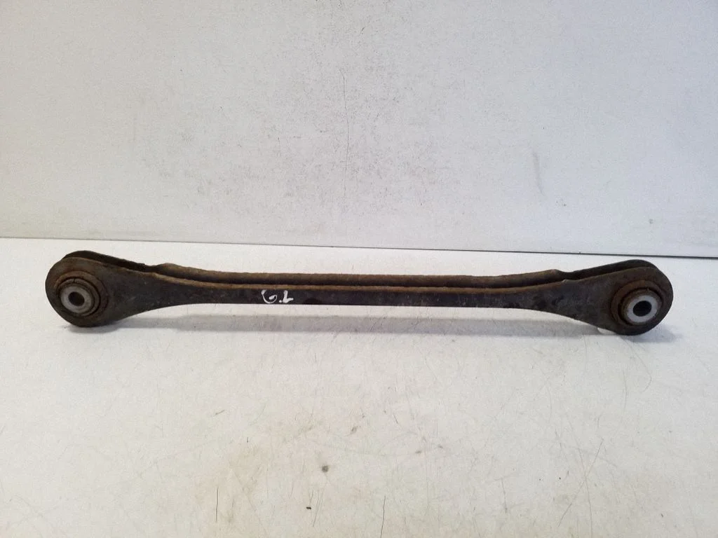 Tagumine õõtshoob 7P0501529