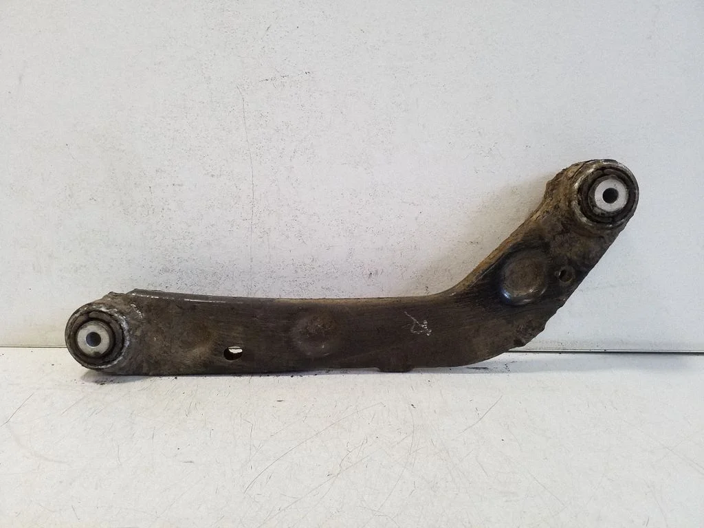 Aizmugurējā svira 31360584