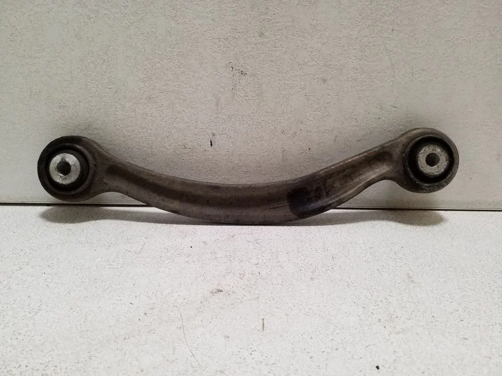 Rear control arm – Mercedes-Benz CLS-Class C218 X218 (2011-2017)