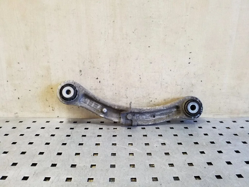 Rear control arm 7L0505375A