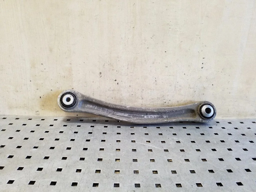 Rear control arm 7L0505376A