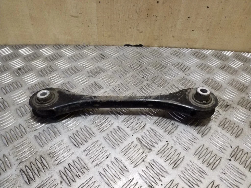 Rear control arm 5Q0501529F