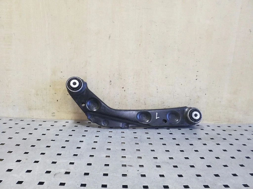 Rear control arm 31360584