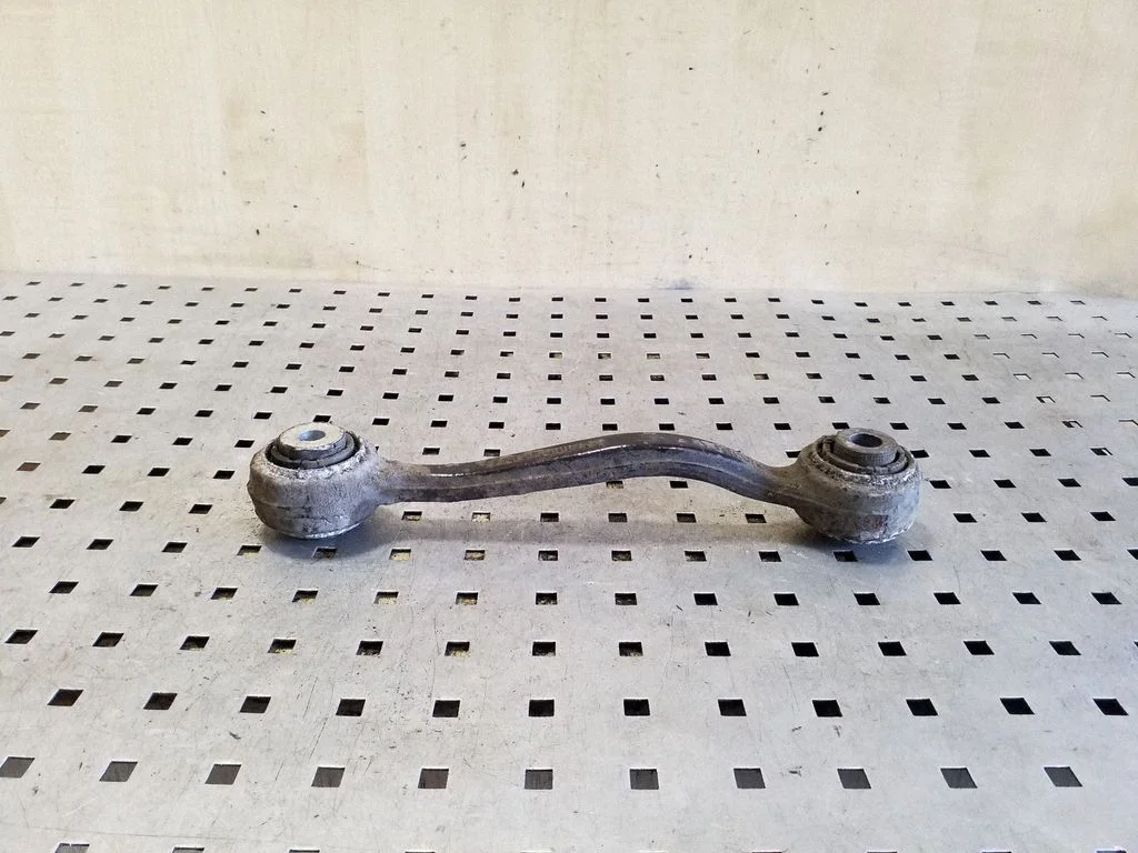 Rear control arm 33306786991