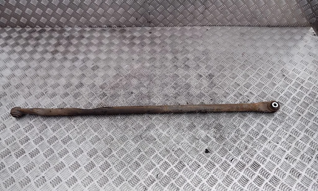 Rear control arm