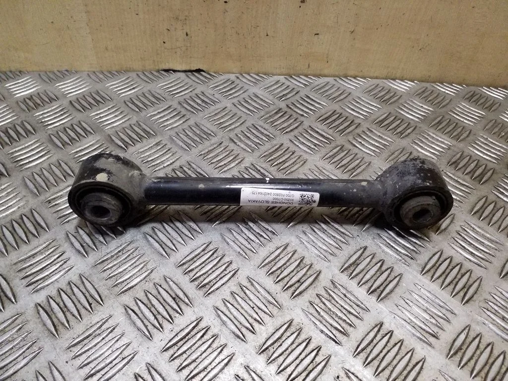 Rear control arm 55250D7000