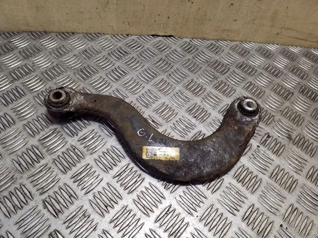 Rear control arm 5Q0505323D