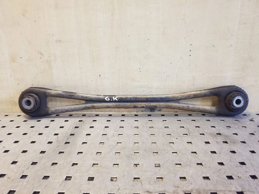 Rear control arm 7L8501529A
