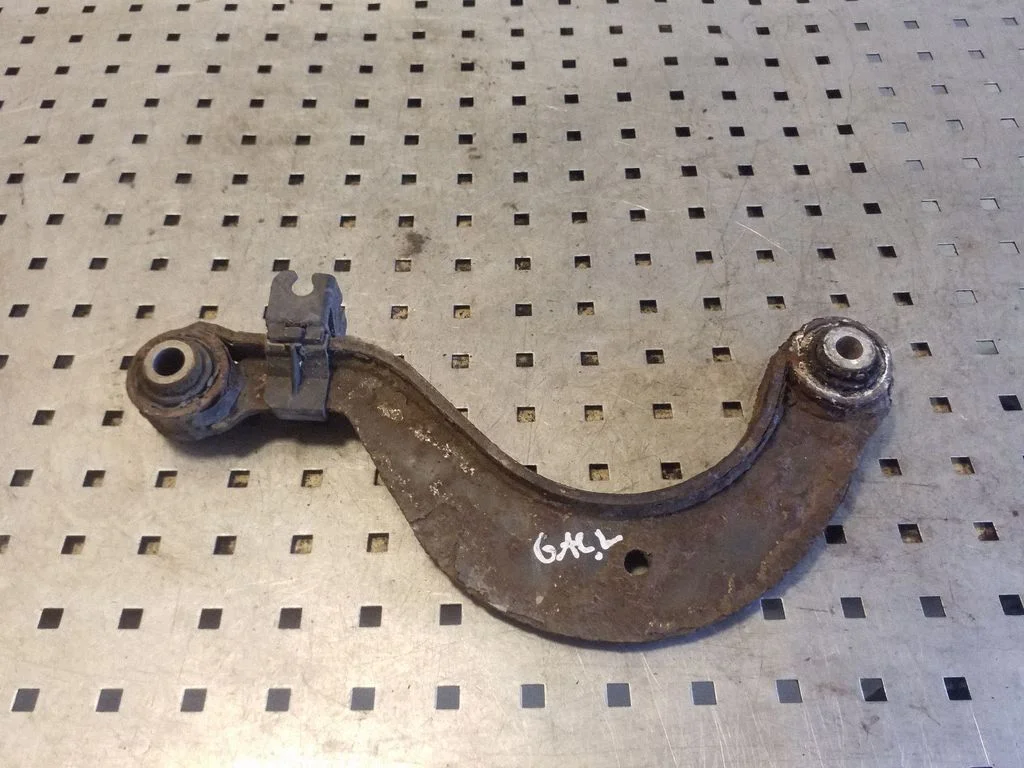 Wahacz tylny – Seat Altea XL (2004-2015), lewa