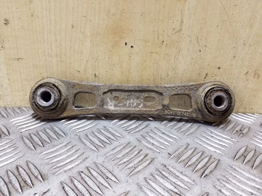 Rear control arm 8G915K743VB