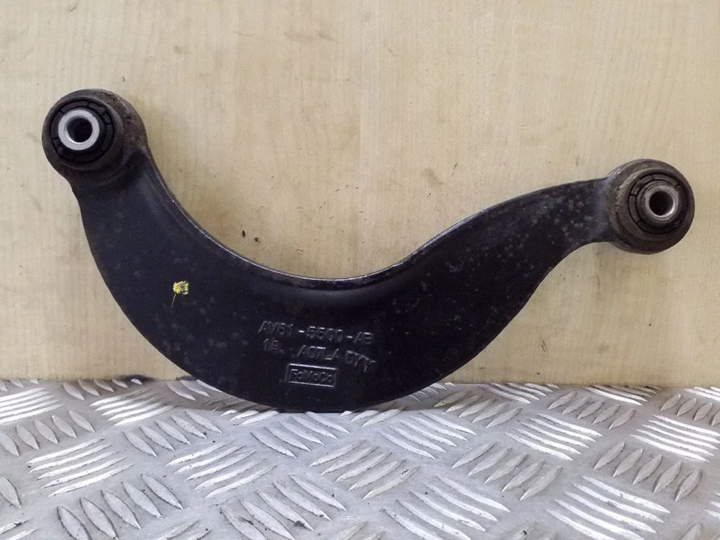 Rear control arm AV615500AB