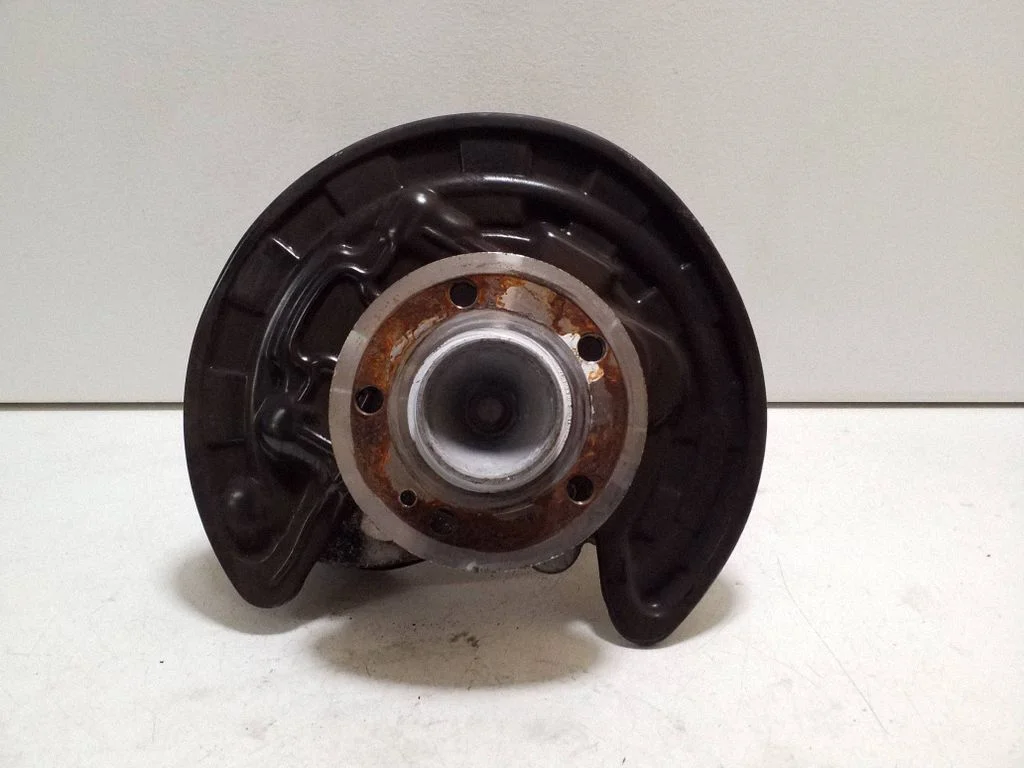 Tagumine rumm A2473571500