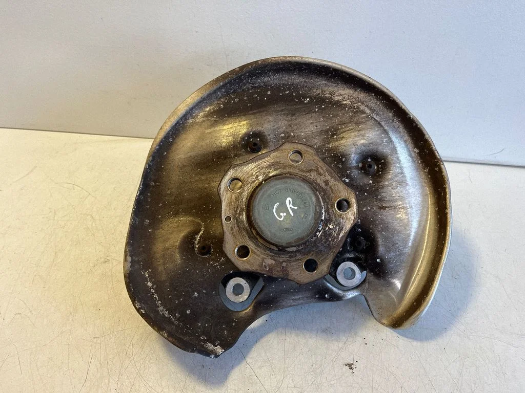 Aizmugurējā rumba 8W0505436T