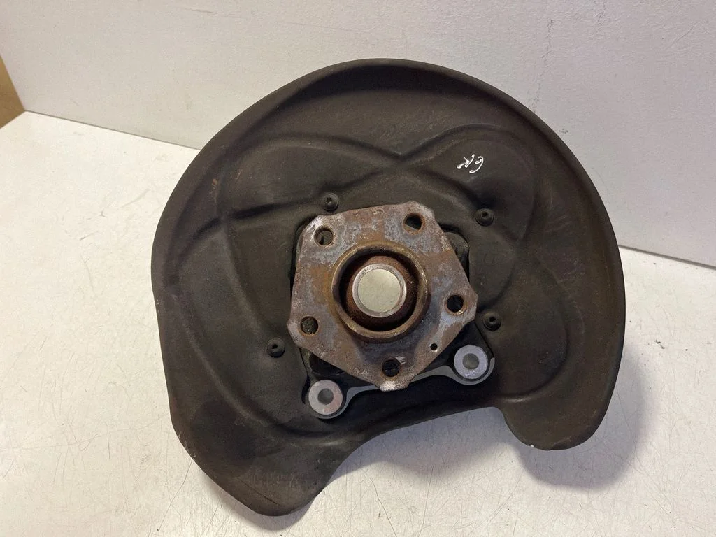 Tagumine rumm 4M0505432Q – Audi Q7 4M (2015-)
