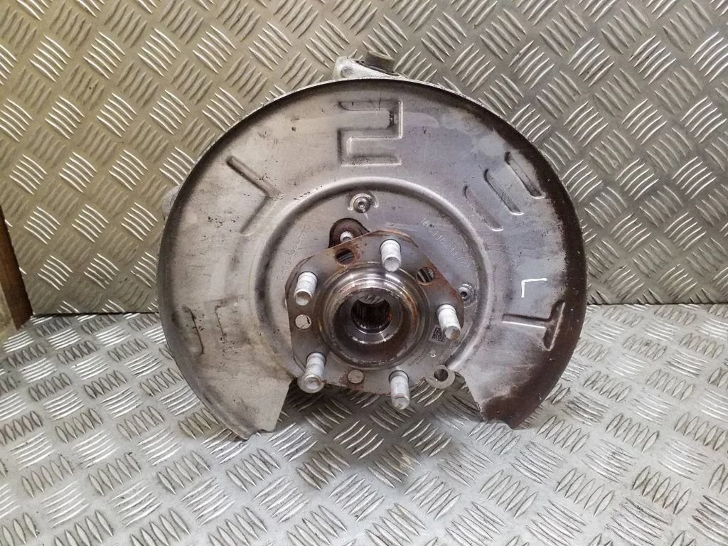 Piasta tylna P104412300B – Tesla Model Y (2020-)
