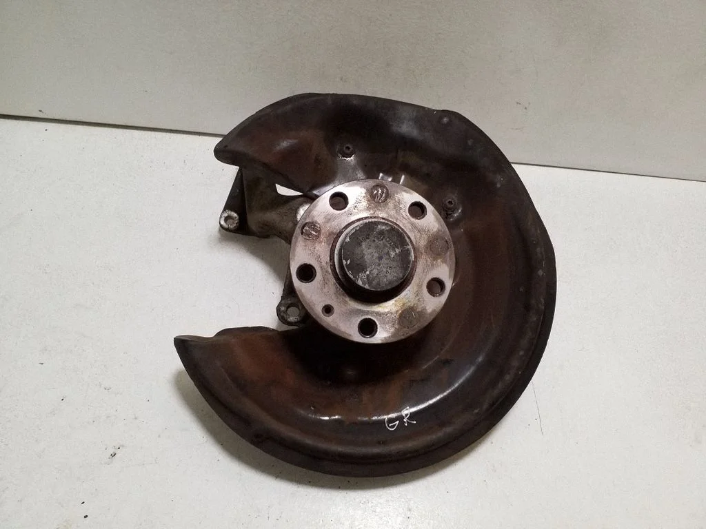 Rear wheel hub – Audi Q3 8U (2011-2016)