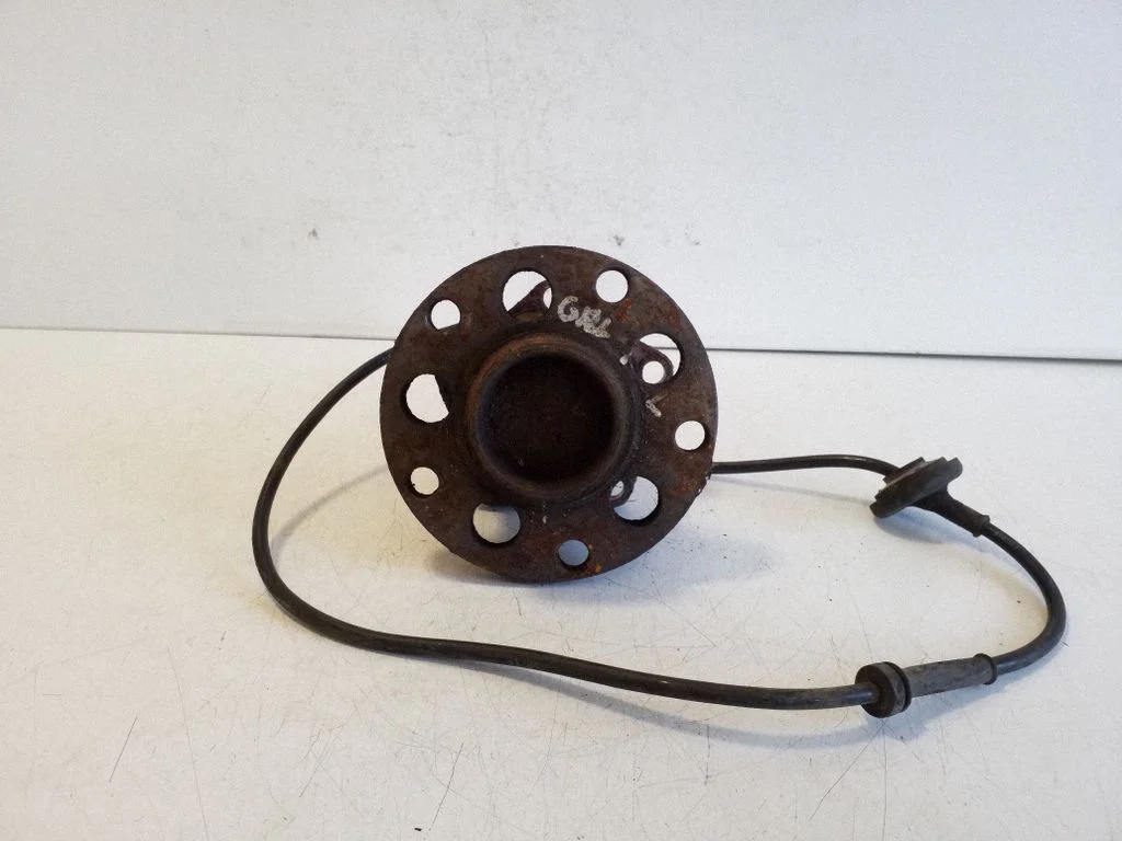 Tagumine rumm 801344AA