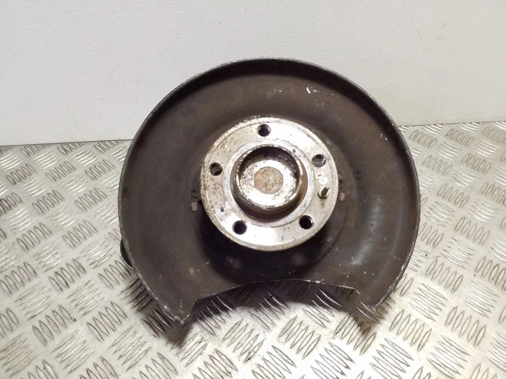 Rear wheel hub 9200624