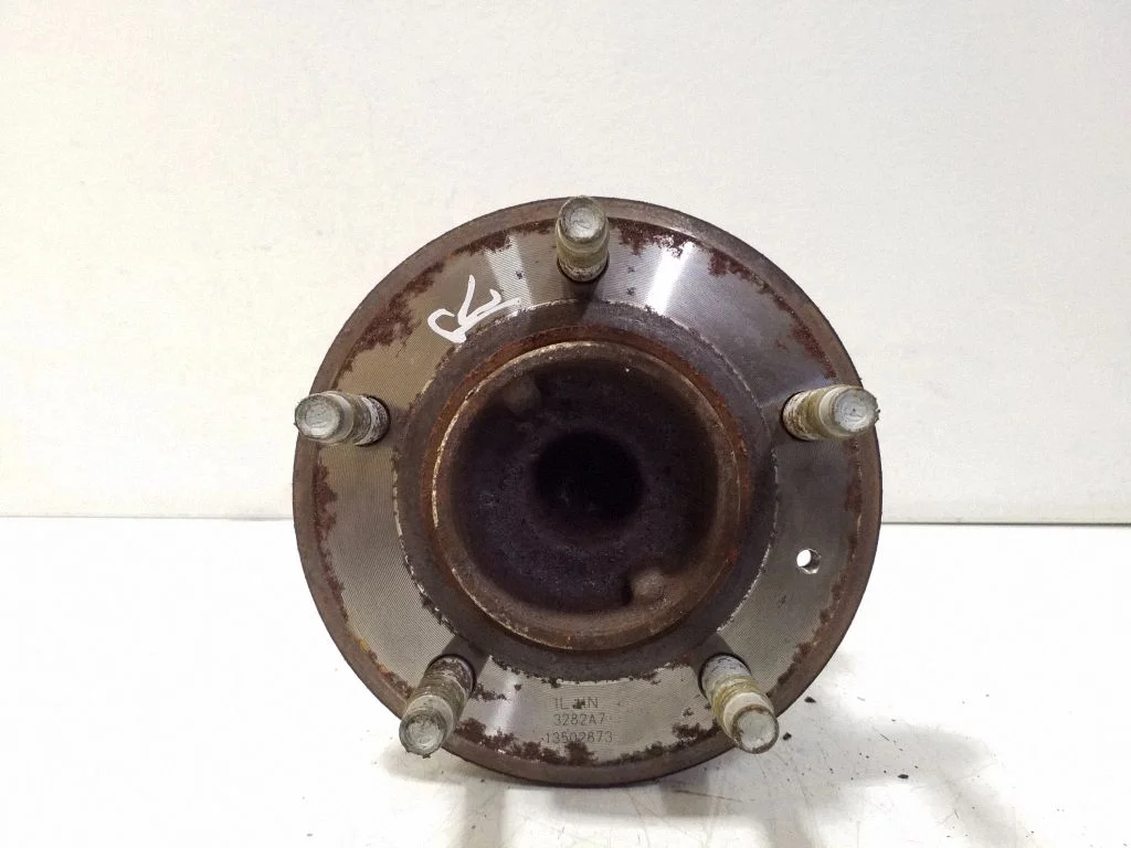 Rear wheel hub 13502873