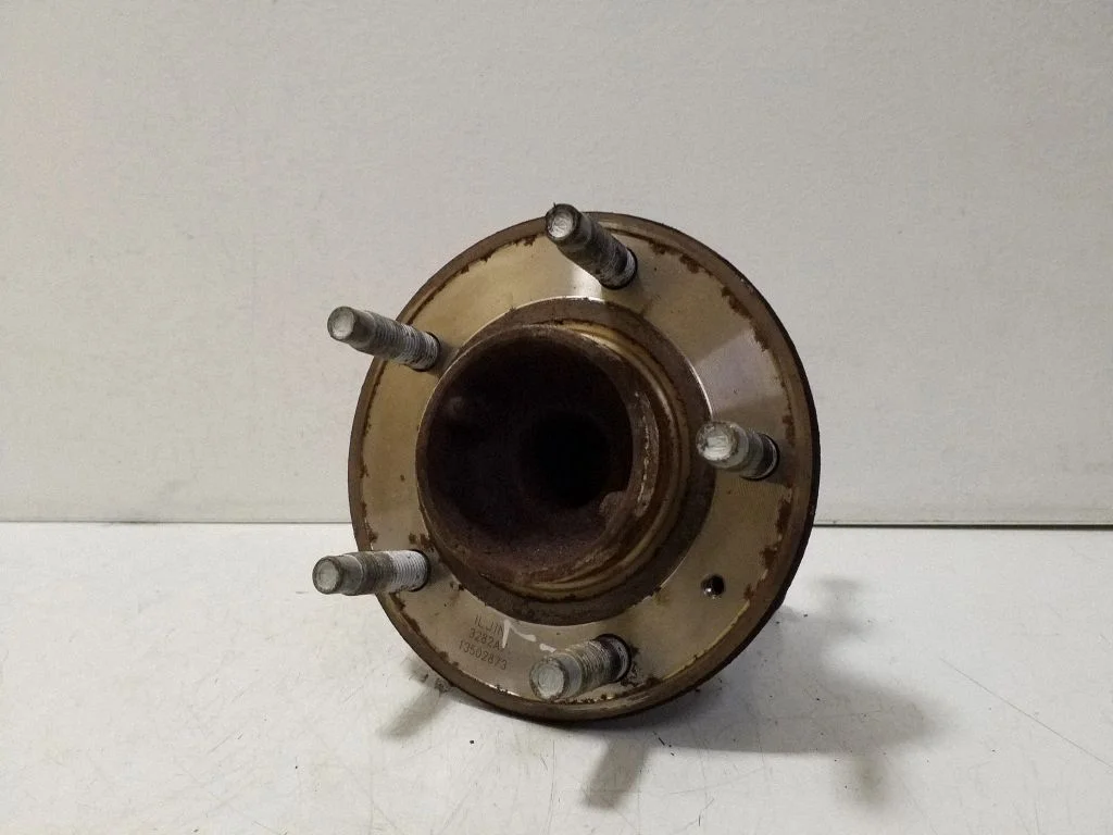 Rear wheel hub 13502873