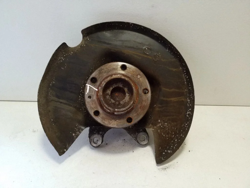 Rear wheel hub – Citroen C4 Grand Picasso (2013-2018), left