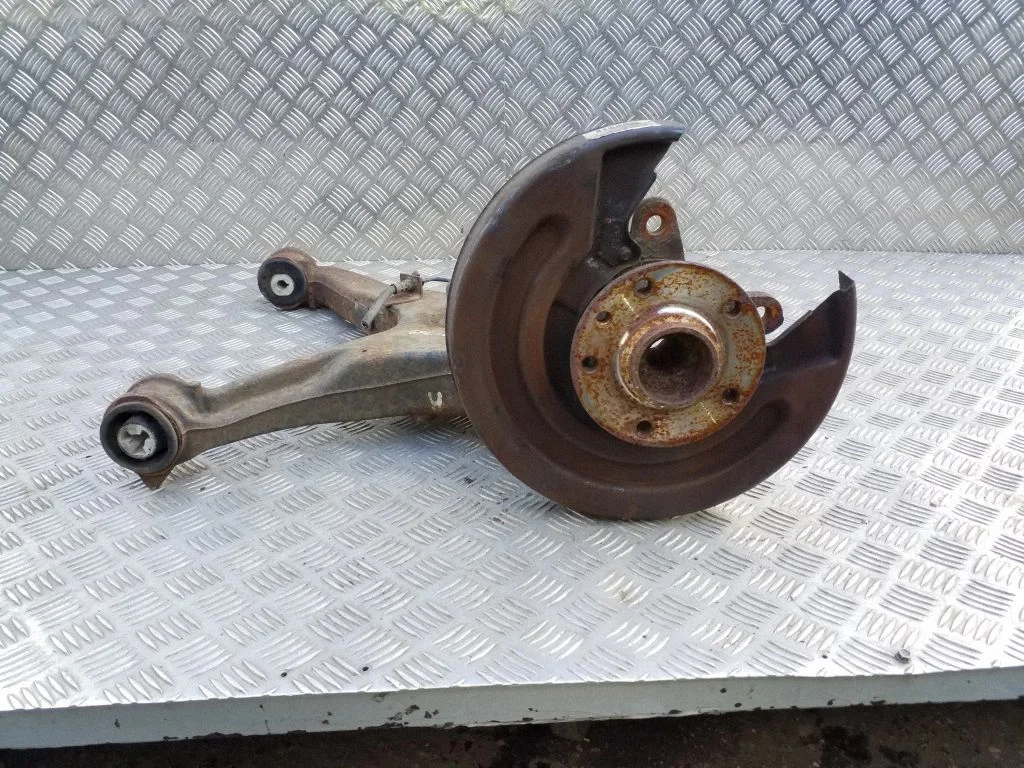 Rear wheel hub 7H0501413D